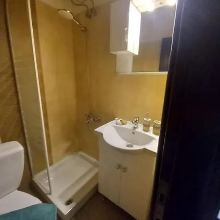 Apartamento Anzhela Néa Ródha