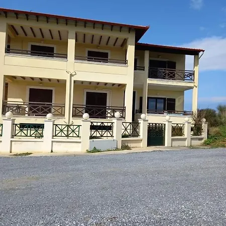 Anzhela * Néa Ródha